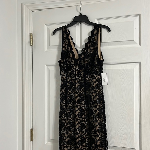 Black lace dress with nude undertone. - Picture 1 of 2